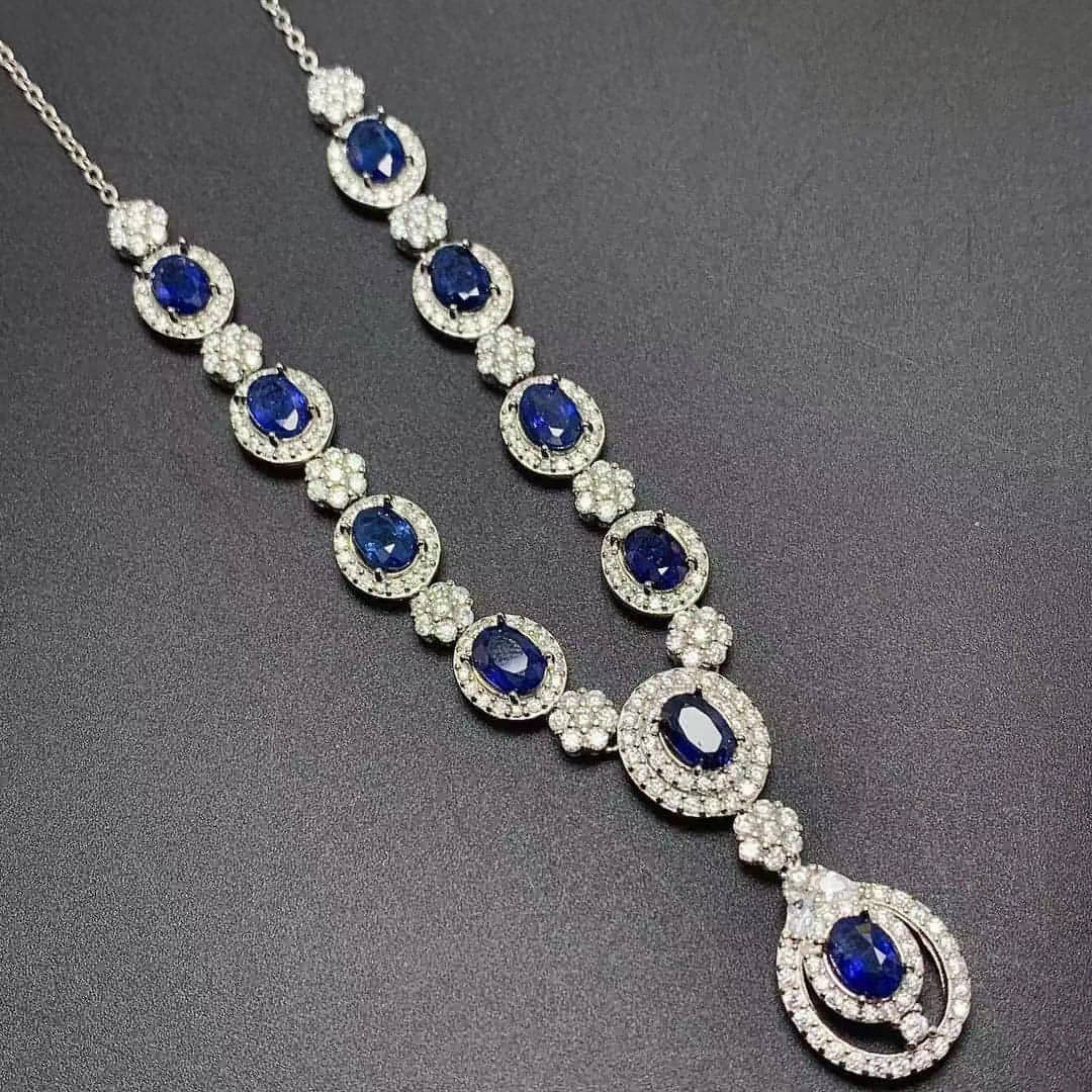 Minimalist geometric necklace with sapphire stone