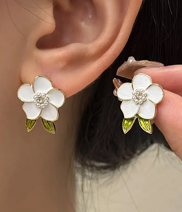 Epoxy flower earrings in shimmering SL color