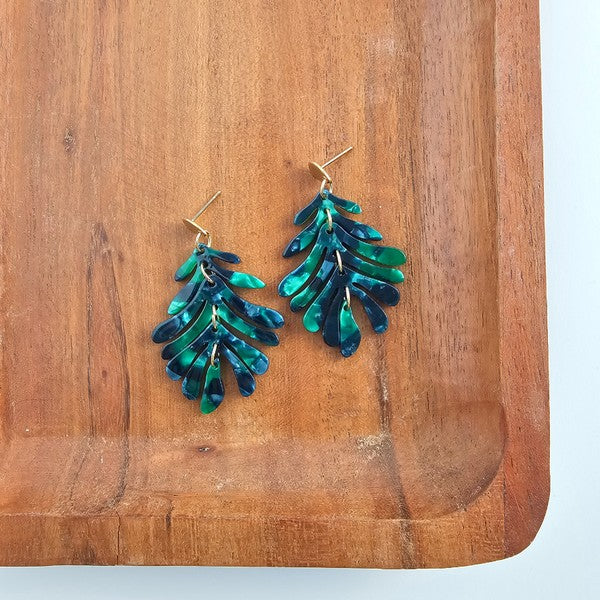 Hypoallergenic gold-plated petite palm earrings