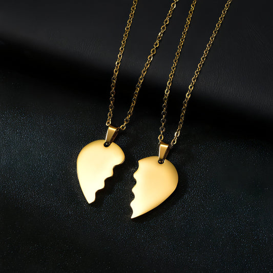 Two-piece half-heart necklace set – symbolic love jewelry
