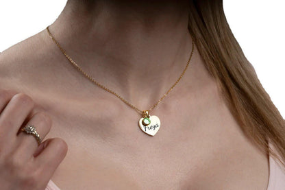 Women's heart-shaped English letter necklace in gold