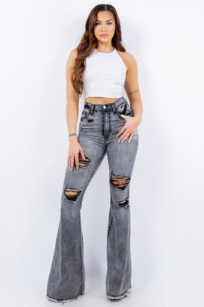 Full-Length Flare Jeans Styled for Casual Look