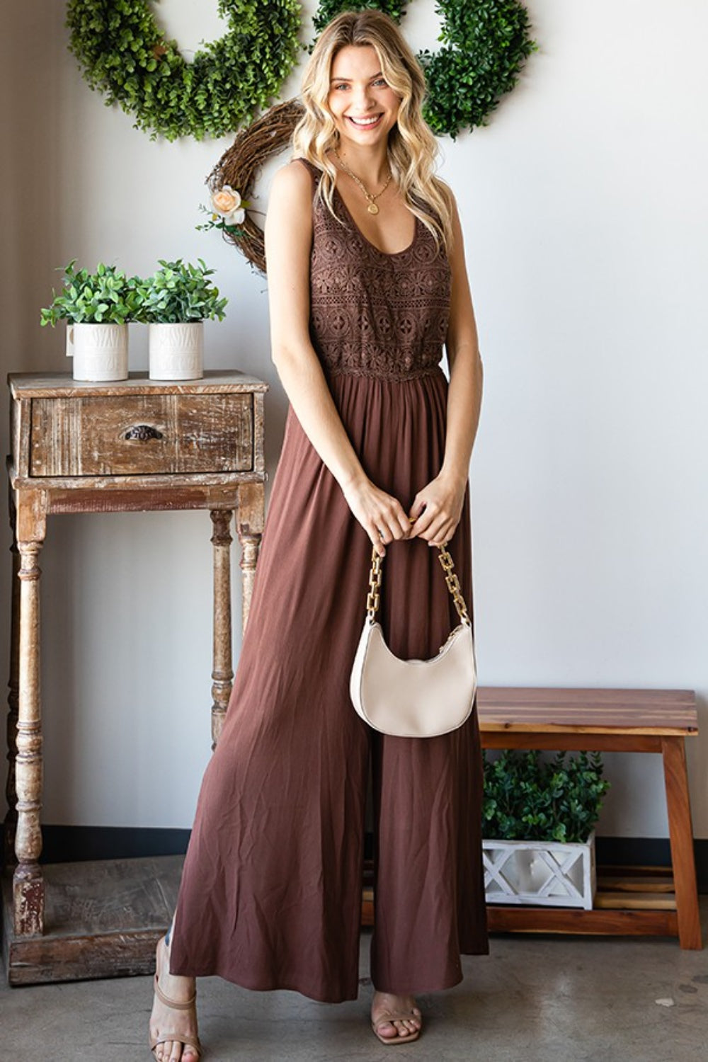 Elegant jumpsuit perfect for casual or night-out looks