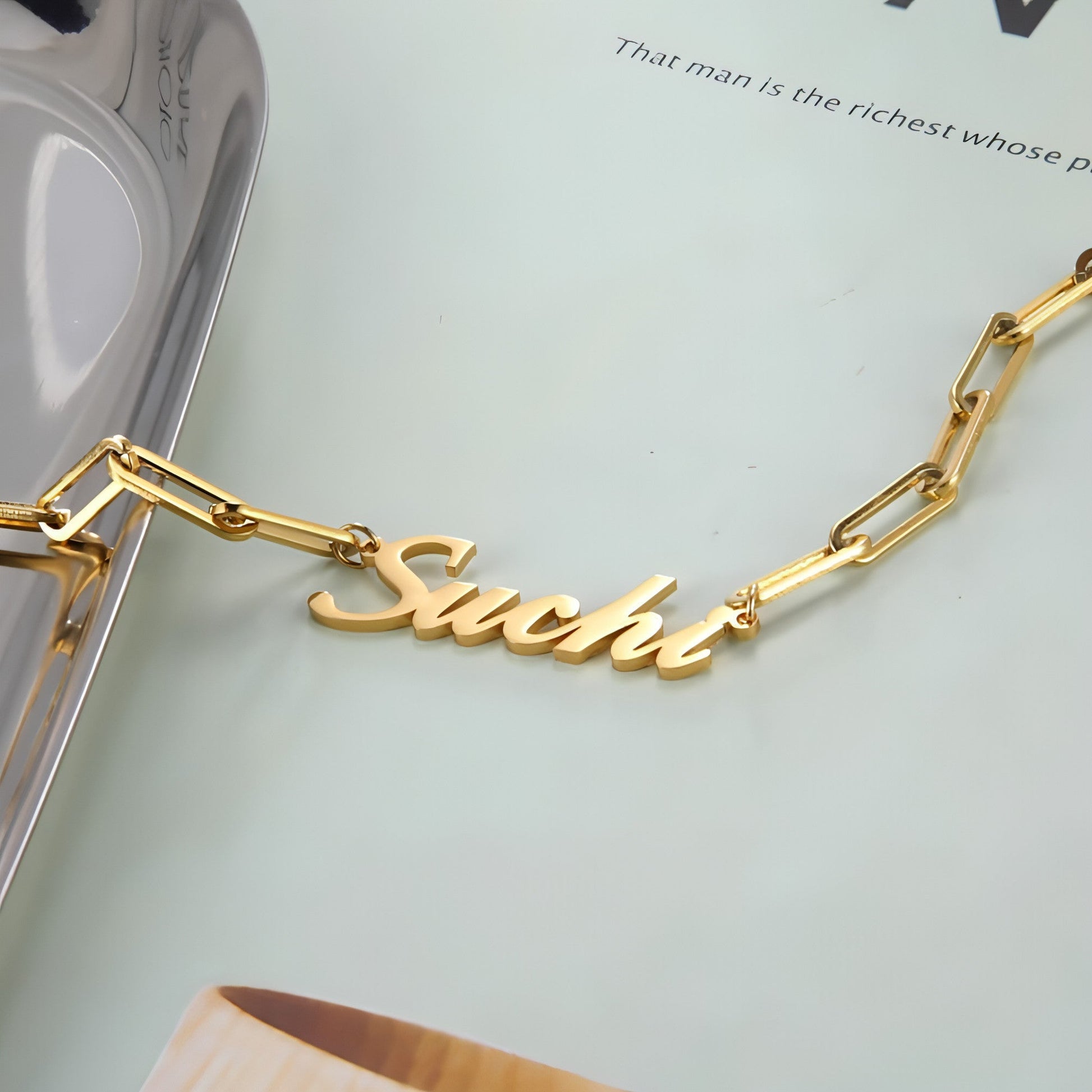 Adjustable gold-tone chain bracelet with box clasp