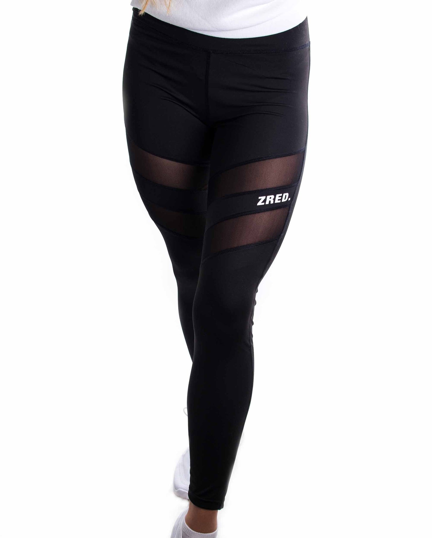 Model wearing Leggings 2k15 in black – front view